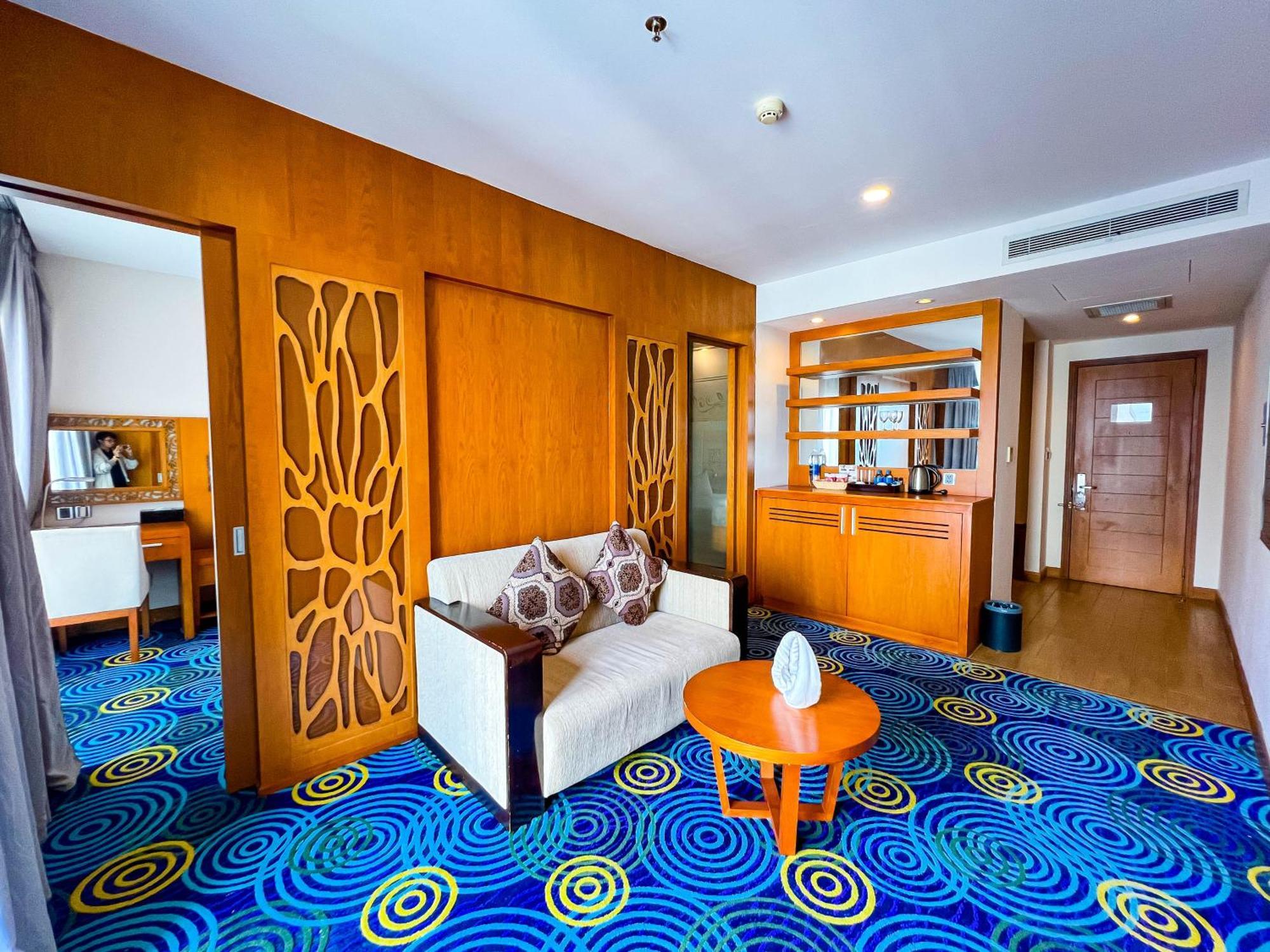 Galina & Hotel Nha Trang
