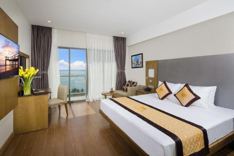 Galina & Hotel 4*